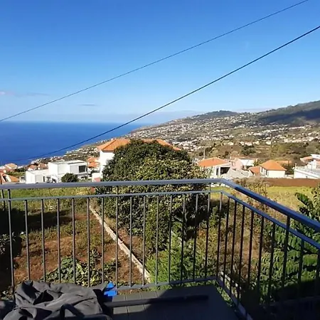 Semesterbostad Casa Campos , Modern Two Bedroom House In Loreto Achada de Cima