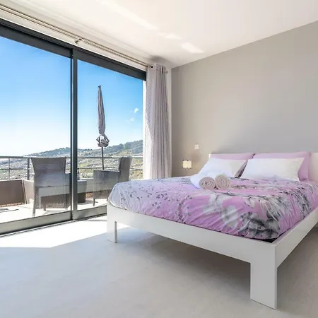 Casa Campos , Modern Two Bedroom House In Loreto